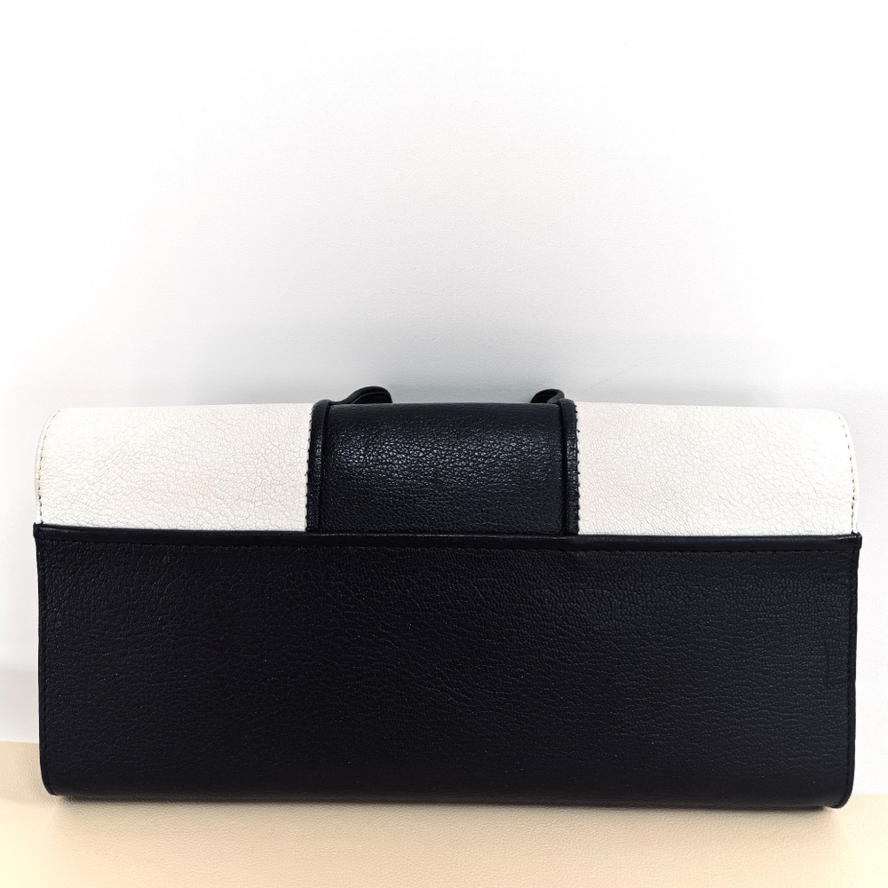 Perrin Paris Black And White La Newyorkaise Glove Clutch - Picture 12 of 13
